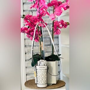 NWT Michael Kors Water Bottle Crossbody
Holder